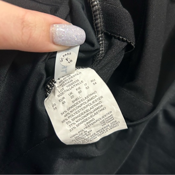 Trimshaper Jean One Piece Black with Polka Dots NWT Size 18 - Picture 8 of 9